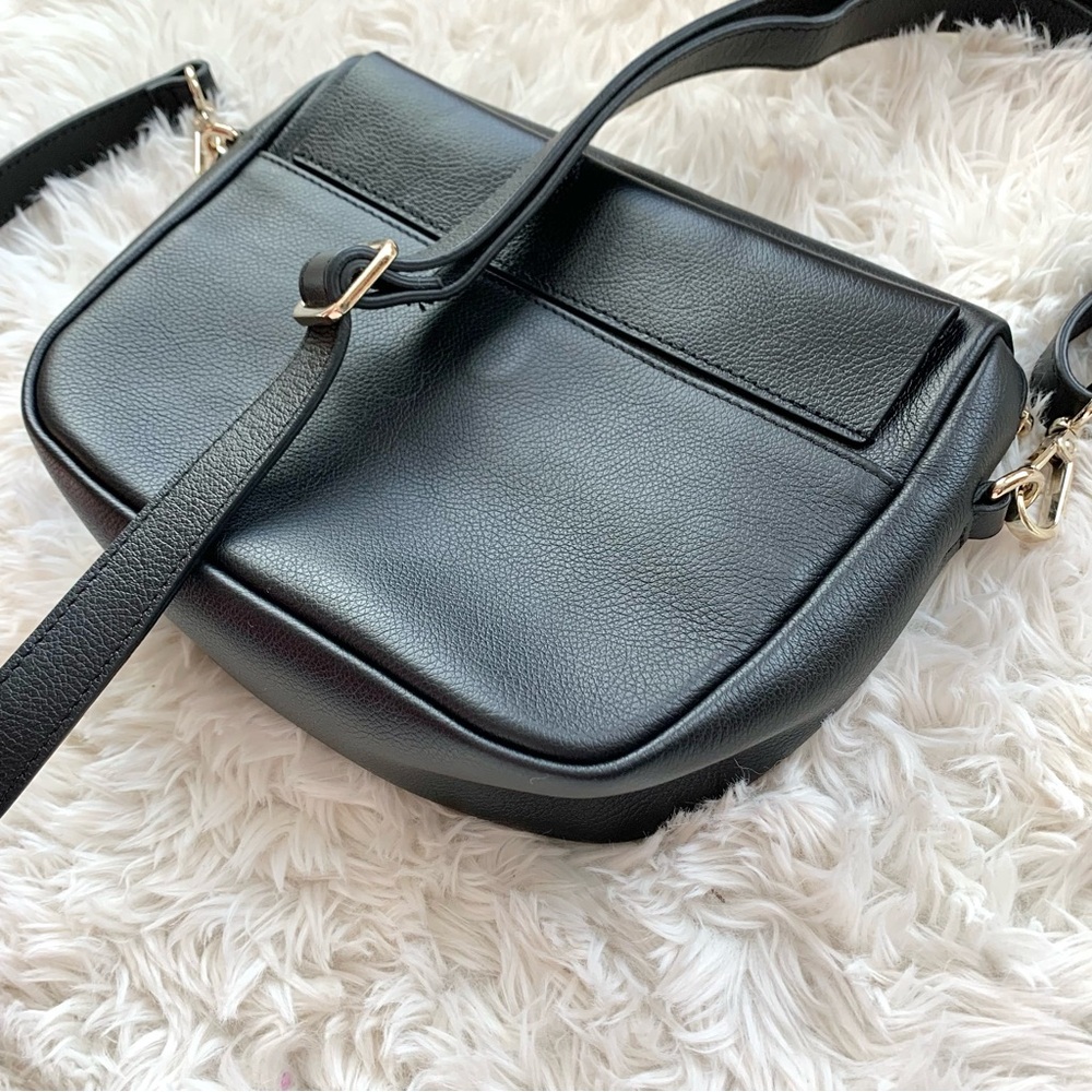 Mina Baie Leather Fanny Crossbody Bag - Picture 4 of 14